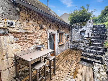 maison en pierre - catus 4 pièce(s) 80 m2 + cour + jardin + vue dégagée