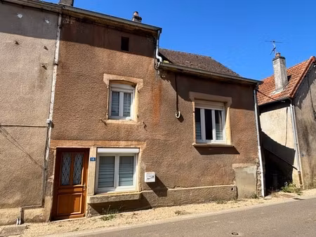 maison à vendre 3 pièces genouilly (71)