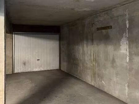 vente garage et parking à reims (51100) : à vendre / reims