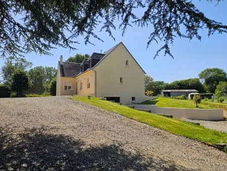 maison spacieuse avec dépendance proche littoral