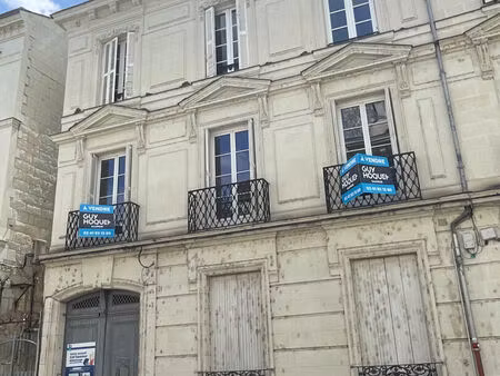 rare immeuble en monopropriete centre ville de saumur