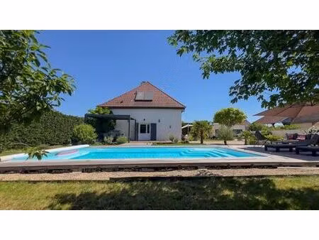 maison de prestige en vente pluvet  bourgogne-franche-comté