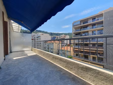 3/4 pièces traversant 72m2 rénové calme absolu  terrasse 1