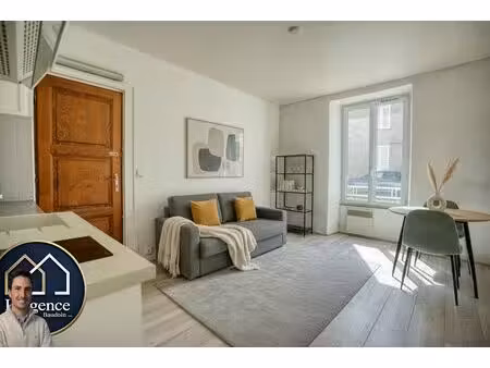 opportunité investisseur : studio + terrasse + 9% de rentabilit