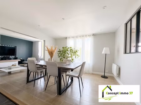 magnifique appartement rénové avec balcon à tours