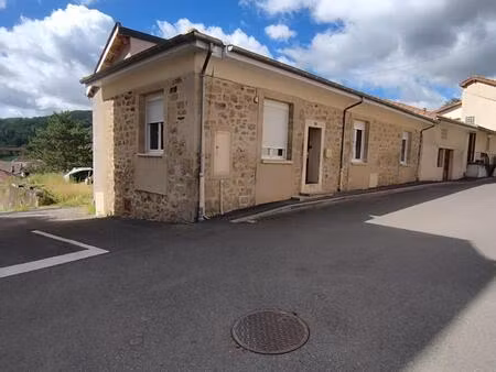maison de plain pied avec terrain non attenant.
