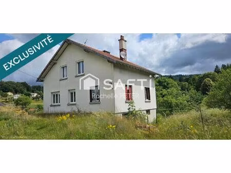 maison familiale au calme sur grand terrain