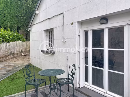 belle maison de ville 70 m2 sur terrain 495 m2 dans centre v