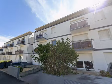 appartement t2 proche place sainte-anne