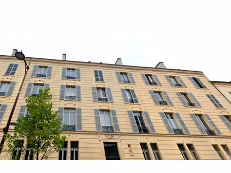 appartement d'exception - 6p - 4ch - parquet - moulures - cheminees - cave