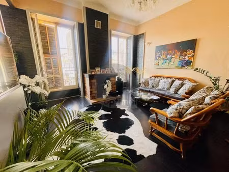superbe appartement de 5 pieces - centre ville