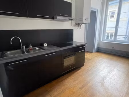 à louer appartement 121 m² – 1 220 € |metz-centre-ville