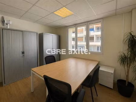 location bureau annecy 97 m²