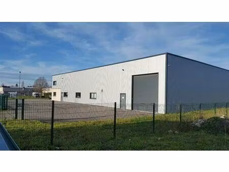 vente local d'activités gisors 820 m²