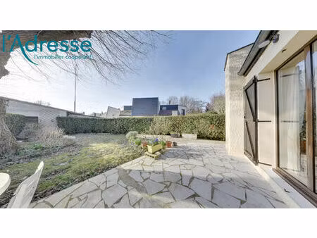 vente maison 5 pièces  110.00m²  champs