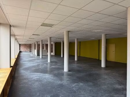 commercieel te huur in balen
