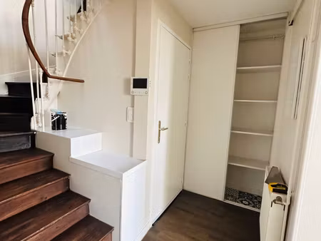 t4 en duplex avec parking - champ de juillet
