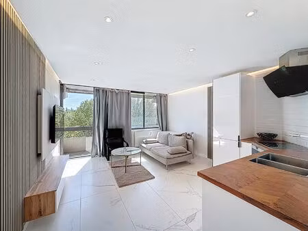 appartement à vendre avec terrasse et 1 chambre   woluwe-saint-etienne (vbe33633)