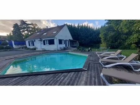 maison de 8 pièces de luxe en vente à bois-le-roi  île-de-france