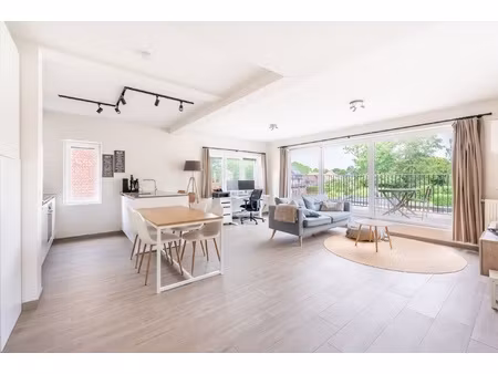 appartement te huur in brasschaat met 2 slaapkamers