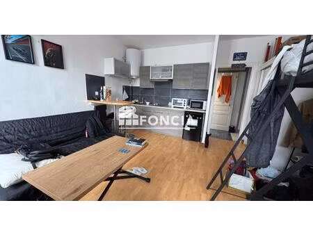 studio 25m2 avec locataire en place