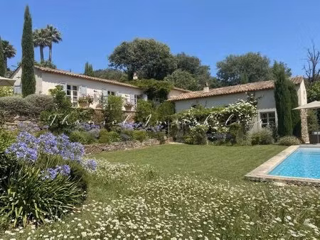 villa de charme au cœur de la campagne grimaudoise