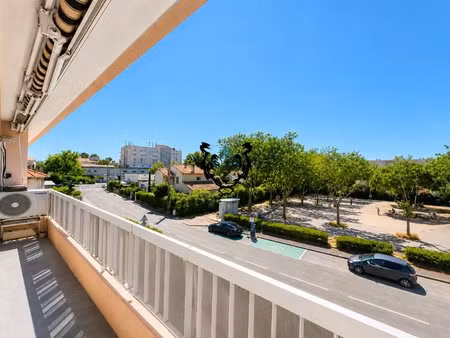 fréjus - appartement t3 avec balcon de 67.70 m2
