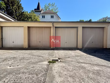 location parking grenoble 38100