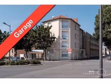 location parking vichy 03200