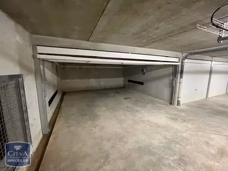 parking à louer - sanary-sur-mer (83) - 270€