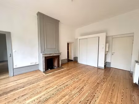 location appartement 2 pièces 51m² chambery 73000