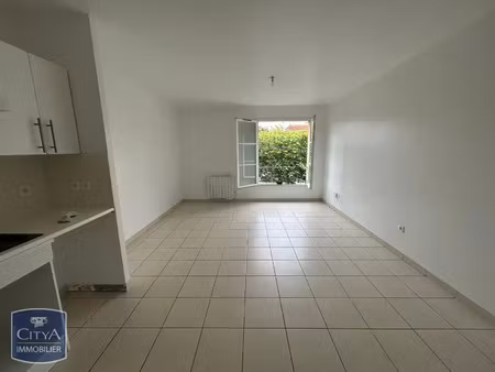 appartement à louer 2 pièces 39.5 m² - corbeil-essonnes (91) - 690€
