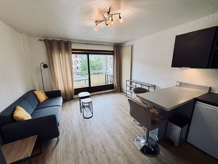 location appartement 2 pièces 35m²