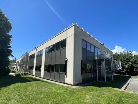 location local professionnel 347m² eybens 38320
