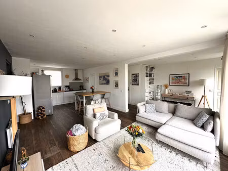 location t3 bis 80 m² avec balcon et parking privatif. canal du midi carcassonne centre