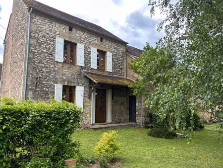 vente maison 5 pièces 120 m² à cherveix-cubas (24390)  182 000 €