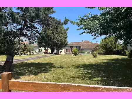 vente maison 6 pièces 182 m² à saint-amant (16190)  191 500 €