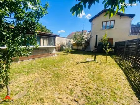 immeuble 377 m² roanne