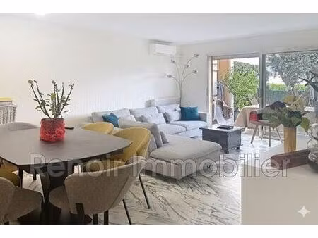 appartement de 3 pièces de luxe en vente à saint-laurent-du-var  provence-alpes-côte d'azu