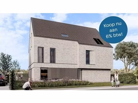 appartement met 2 slaapkamers en ruim terras.