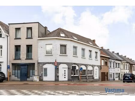 ruime woning met twee volwaardige wooneenheden nabij centrum aalst
