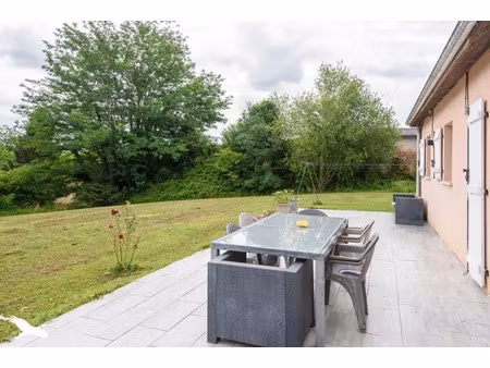 vente maison 4 pièces 95 m² montfort-en-chalosse (40380)