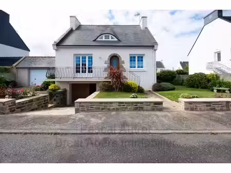 ploudalmézeau  pascal autret vous présente cette maison de 96m² sur sous-sol complet