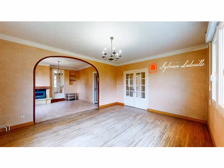 vente maison 6 pièces 142 m² les eyzies (24620)