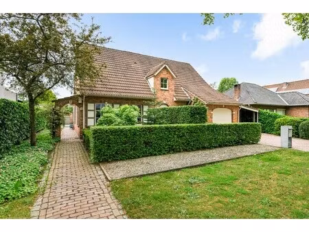 charmante energiezuinige villa met prachtige tuin op toplocatie in brasschaat
