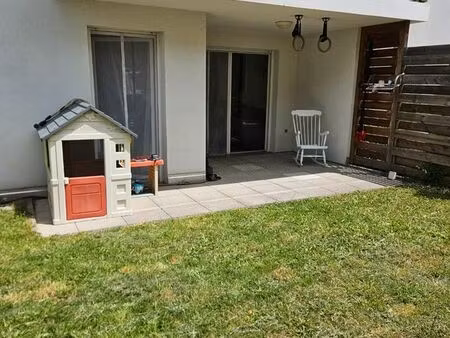 à vendre – t3 de 60 m² avec grand jardin privatif – résidence l'ovalie à grenoble