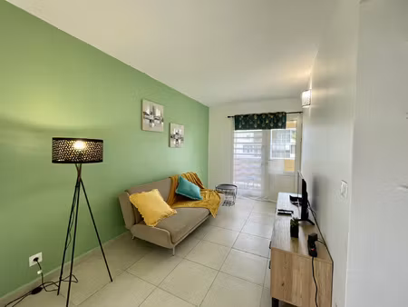 vente exclusive - t4 rénové 3eme etage ascenseur immeuble se