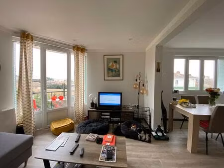 appartement t3 de standing dans une résidence de charme art déco