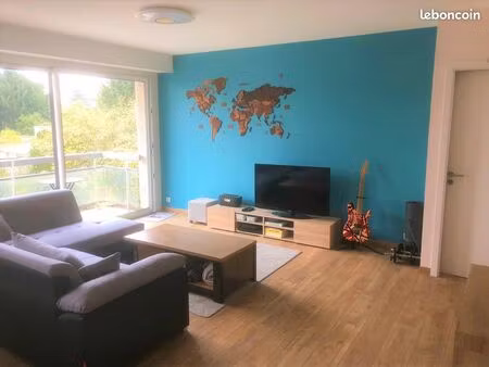 t3 lumineux 67 m² • grand séjour 32 m² • balcon