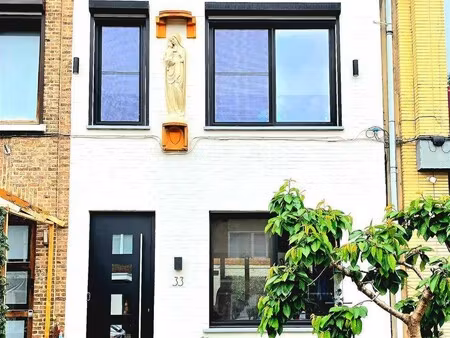 berchem: groenenhoek: langemarkstraat 33: energiezuinige stadswoning 3 slaapkamers met mog